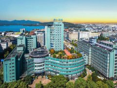 杭州市人民医院隆鼻多少钱