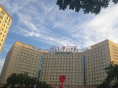 新疆医院做双眼皮全切多少钱